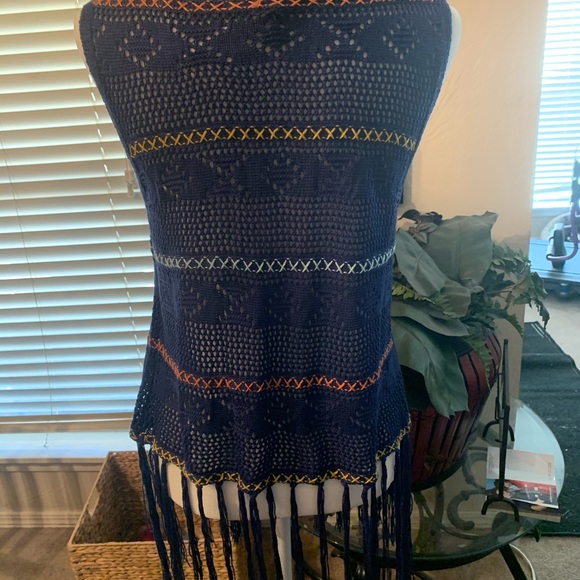 Umgee knit fringe vest - Picture 2 of 3